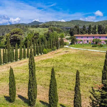 Cardo By Interhome דירה קסטיליאונצ'לו