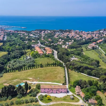 Cardo By Interhome *